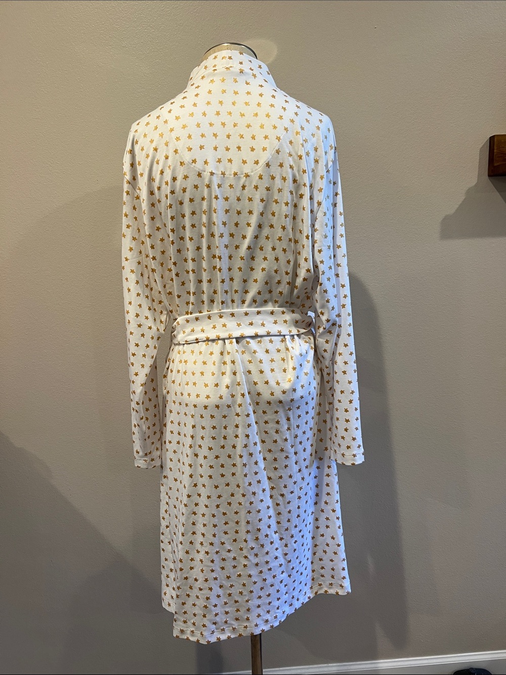 Roller Rabbit White Robe with Gold Star Motif - Picture 5 of 6